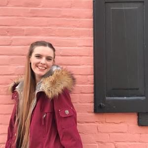 Meet your Posher, Lily